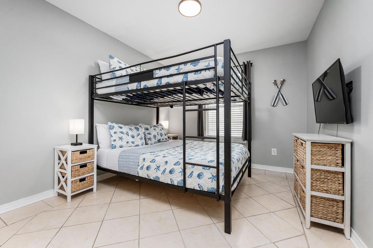 Private Beach Access, Fenced Yard & Pet Friendly, Pool, Cabana Life Beach House Destin Kültér fotó