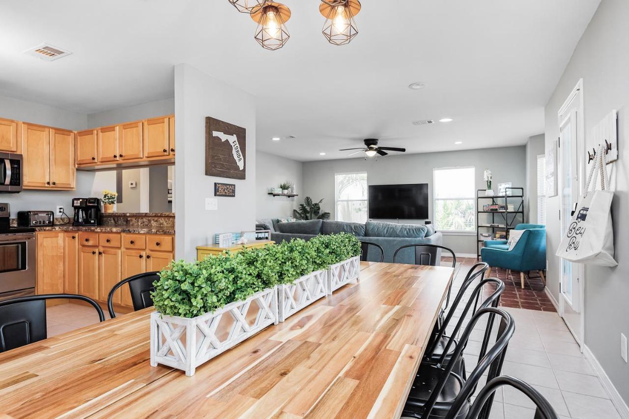 Private Beach Access, Fenced Yard & Pet Friendly, Pool, Cabana Life Beach House Destin Kültér fotó